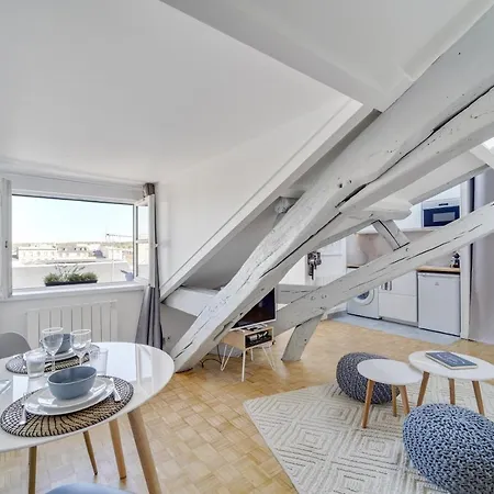 Les Mansardes Du Roi - Proche Chateau Apartment